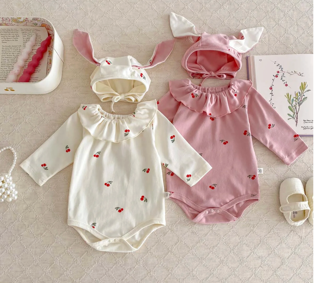 🌸 さくらんぼフリルロンパース