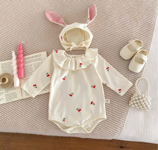 🌸 さくらんぼフリルロンパース